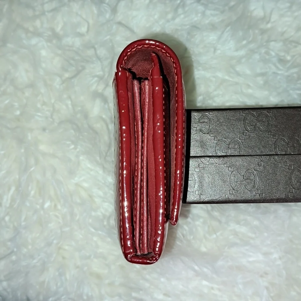 🔥🔥Gucci Guccissima Red Patent Leather Wallet - EUC - Picture 9 of 17